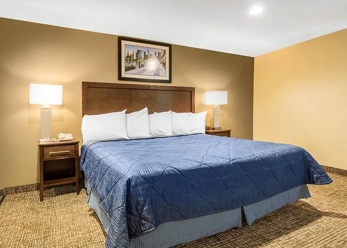 Inn Rodeway - La Grange Lyons