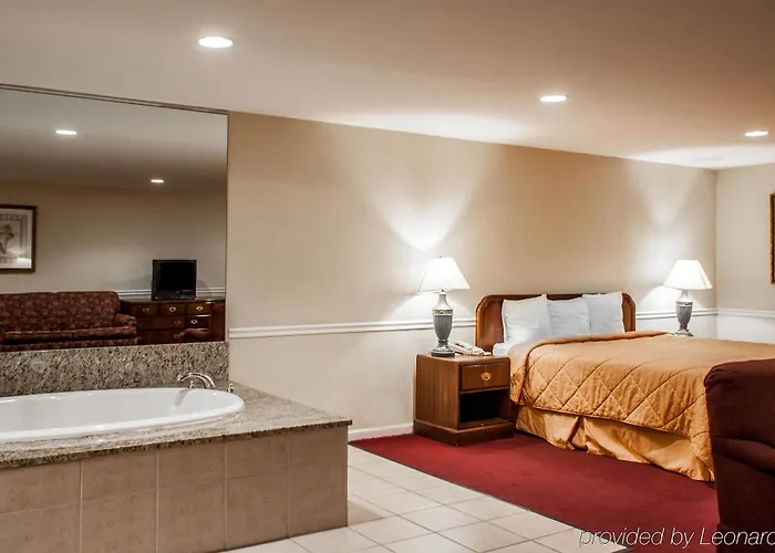 Rodeway - La Grange Inn
