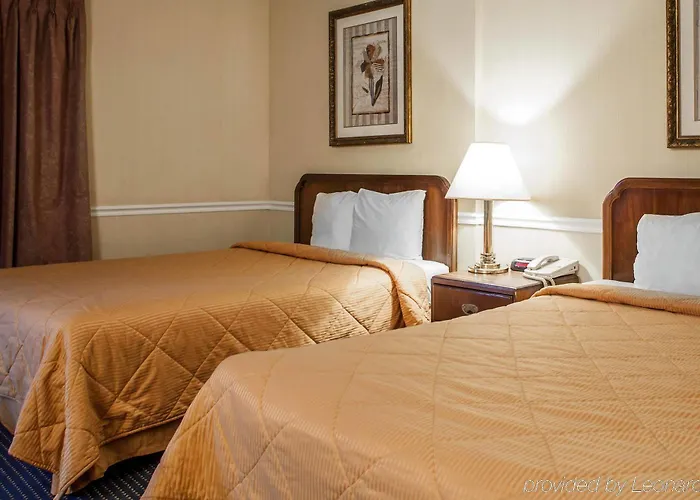 Rodeway - La Grange Inn